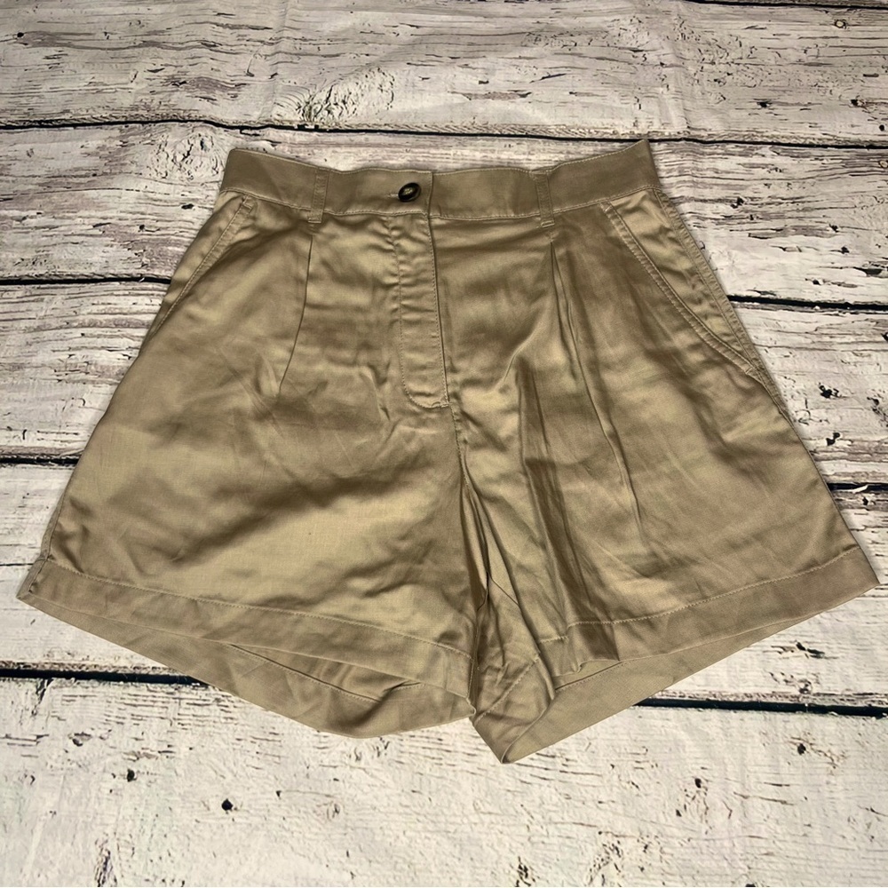 NWT H&M Linen/Lyocell Blend High Rise Shorts Size 6